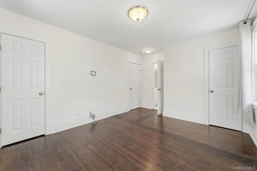 208 Third Avenue Pelham, NY 10803