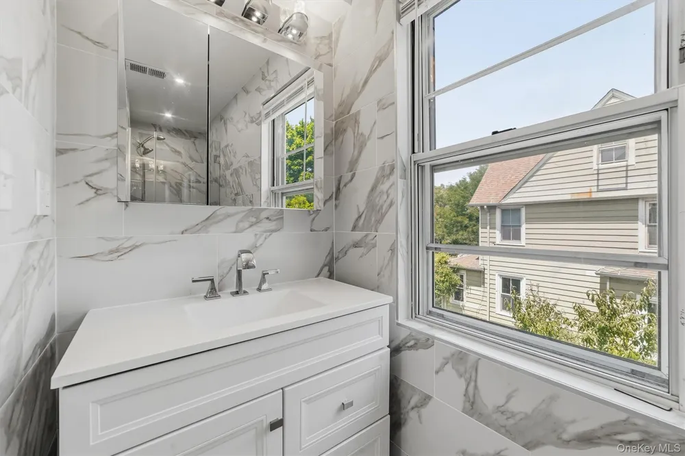 208 Third Avenue Pelham, NY 10803