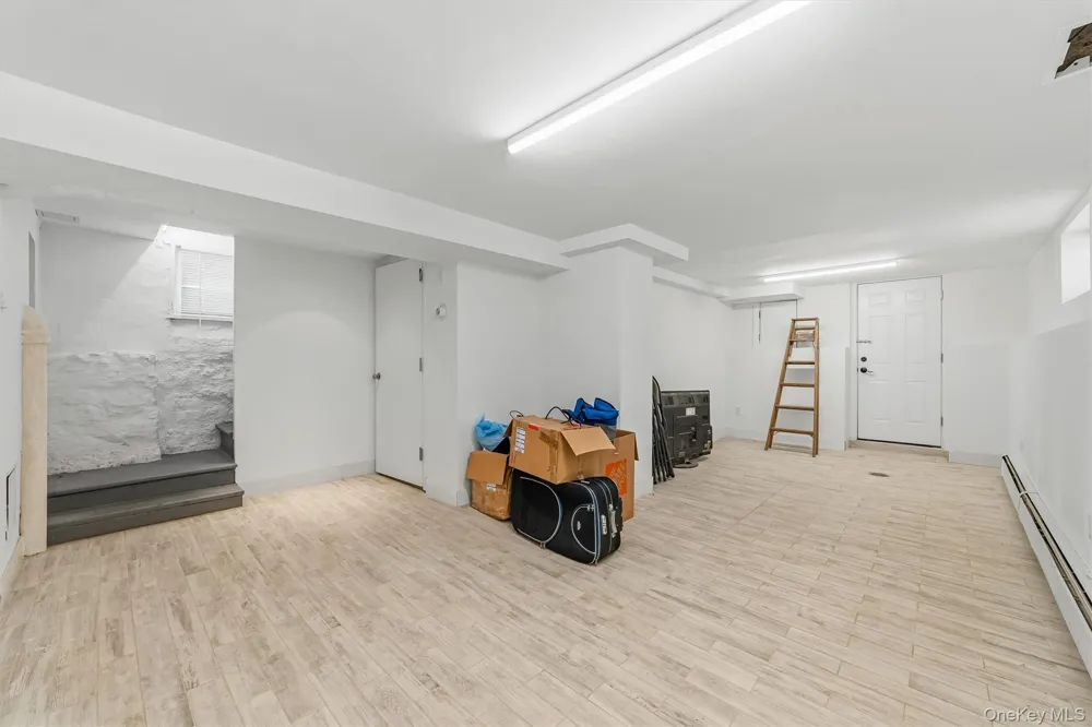 208 Third Avenue Pelham, NY 10803
