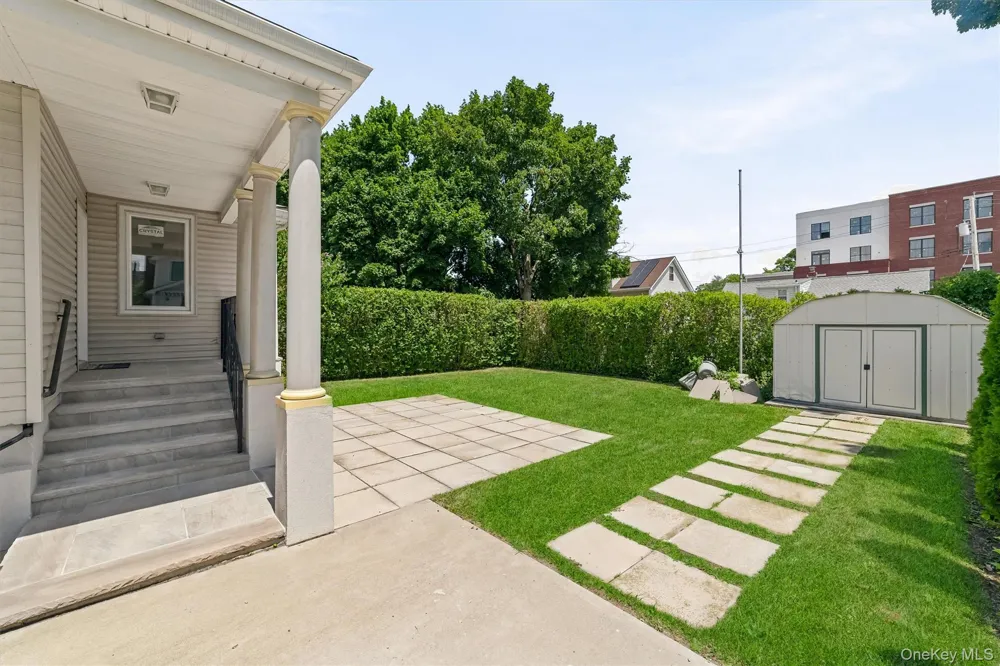 208 Third Avenue Pelham, NY 10803