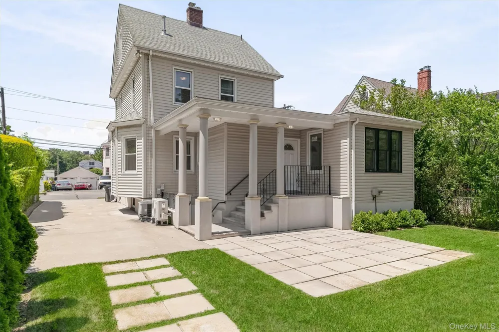 208 Third Avenue Pelham, NY 10803