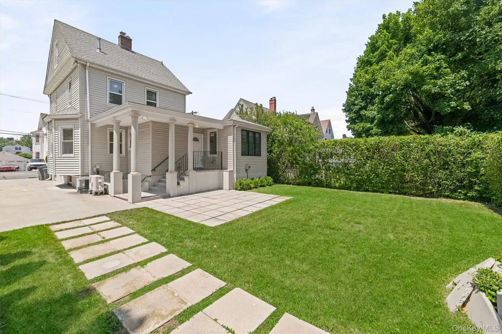 208 Third Avenue Pelham, NY 10803