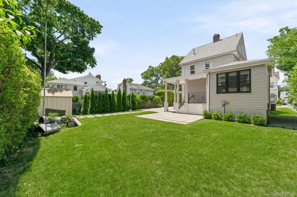 208 Third Avenue Pelham, NY 10803