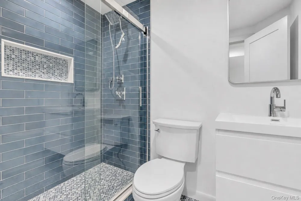1380 Jackson Landing Mattituck, NY 11952
