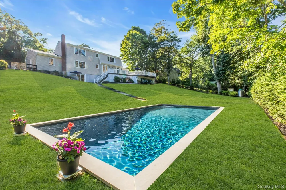 1380 Jackson Landing Mattituck, NY 11952