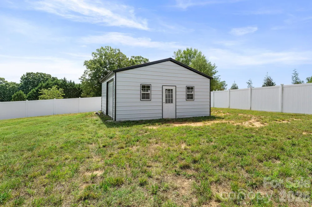 4791 Cooper Road Clemmons, NC 27012