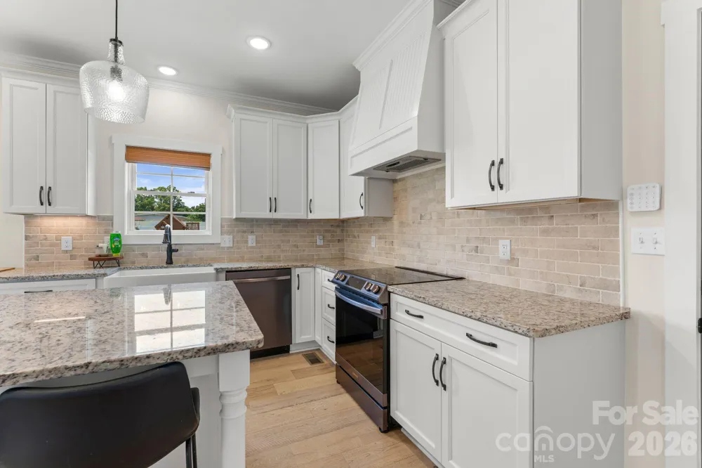 4791 Cooper Road Clemmons, NC 27012