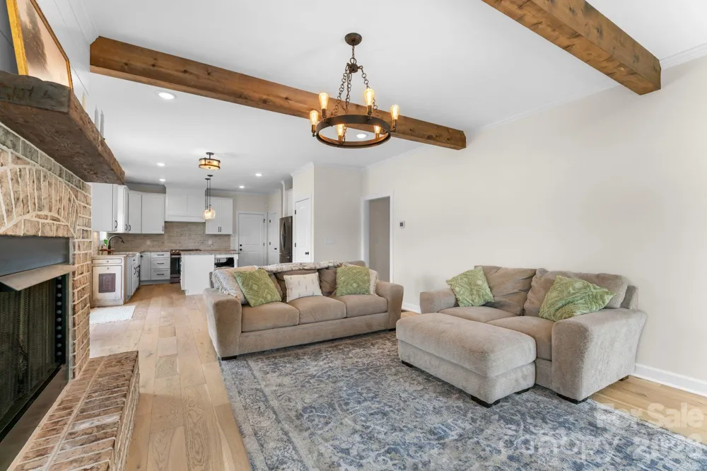 4791 Cooper Road Clemmons, NC 27012