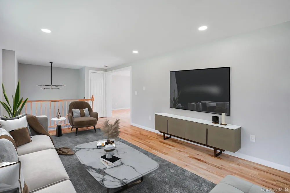 36 Bronson Road Poughquag, NY 12570