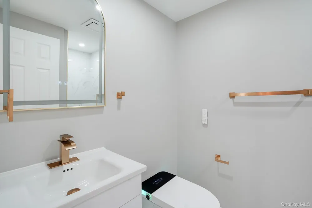 36 Bronson Road Poughquag, NY 12570