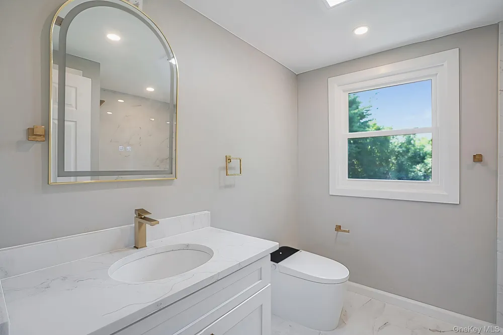 36 Bronson Road Poughquag, NY 12570