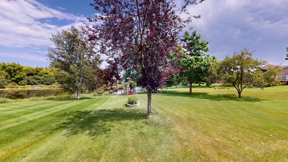 1906 Greenwood Drive Albert Lea, MN 56007