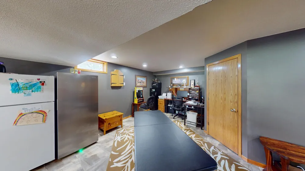 1906 Greenwood Drive Albert Lea, MN 56007