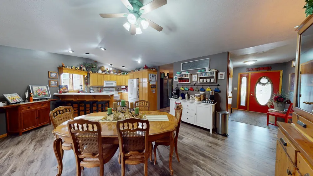 1906 Greenwood Drive Albert Lea, MN 56007