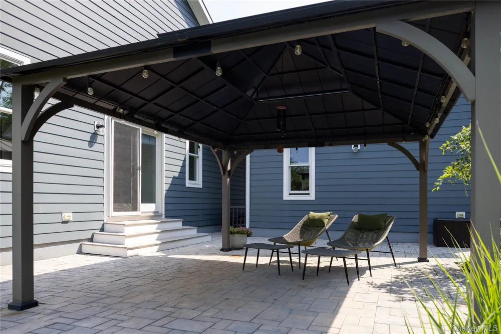 1430 Marratooka Road Mattituck, NY 11952
