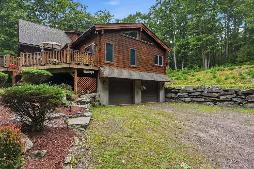 43 Goldring Drive Highland Lake, NY 12743