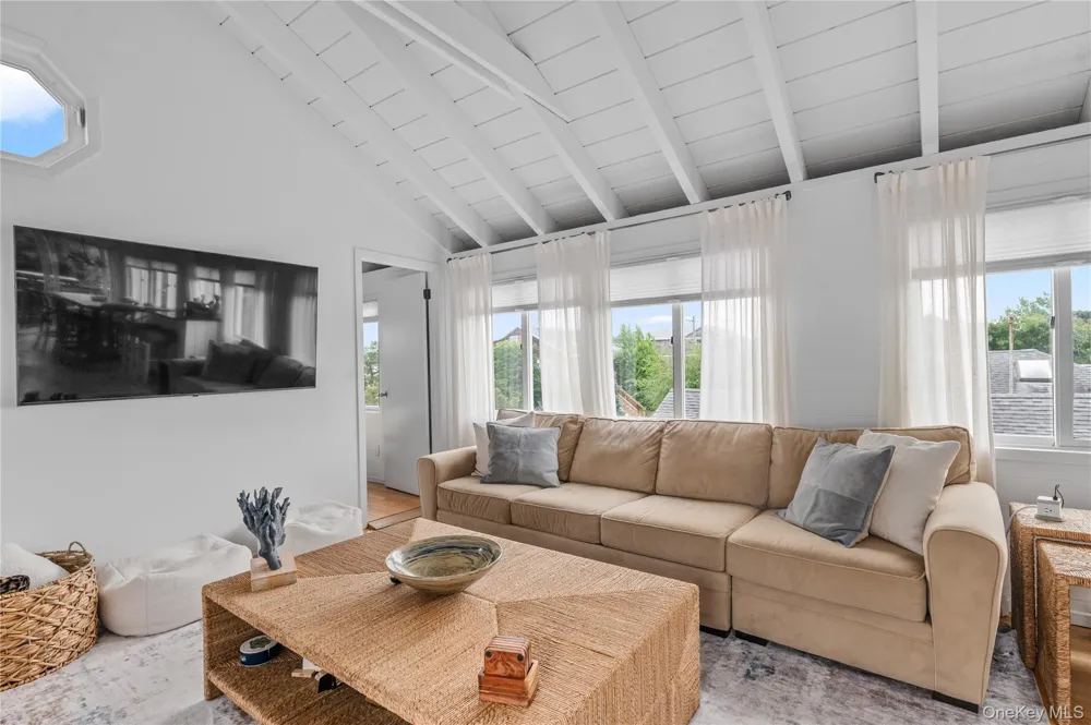 29 Bungalow Walk Ocean Beach, NY 11770
