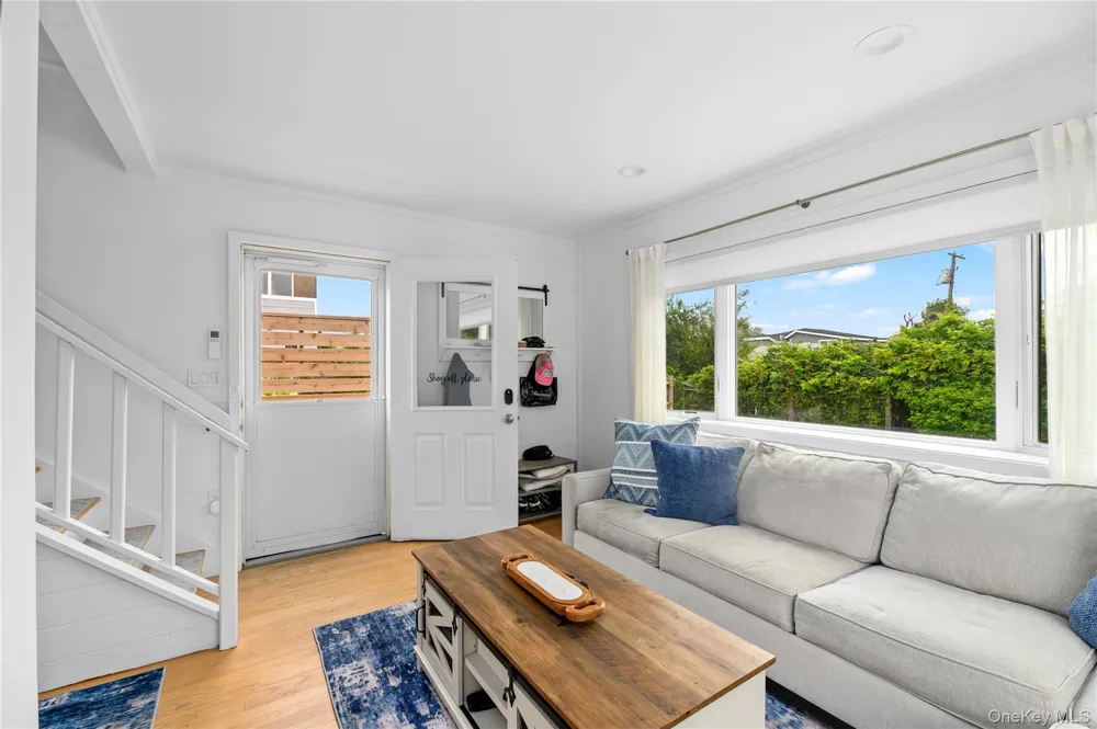 29 Bungalow Walk Ocean Beach, NY 11770