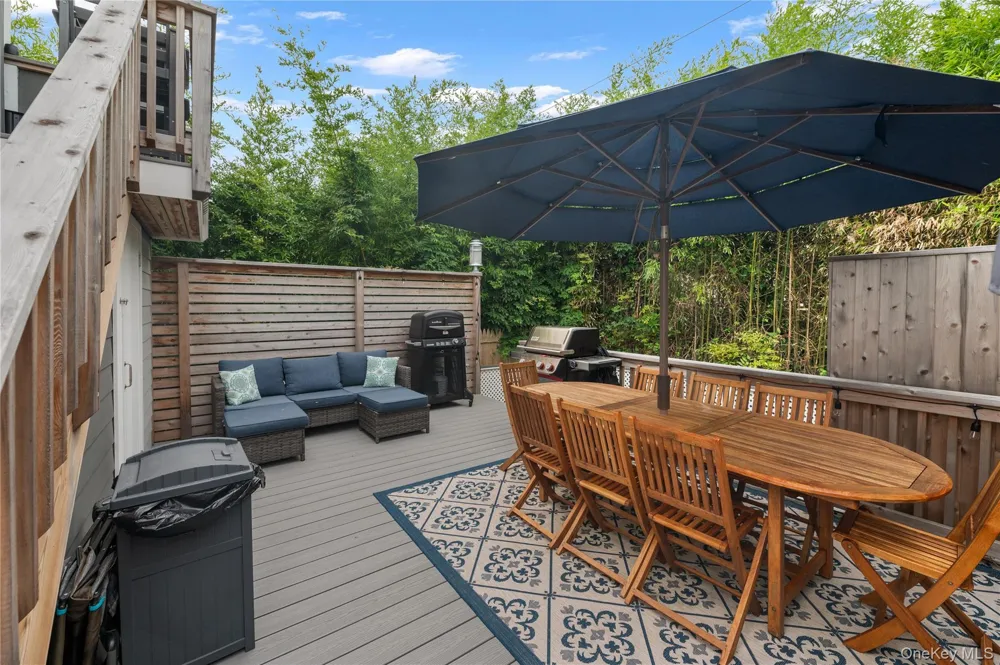 29 Bungalow Walk Ocean Beach, NY 11770