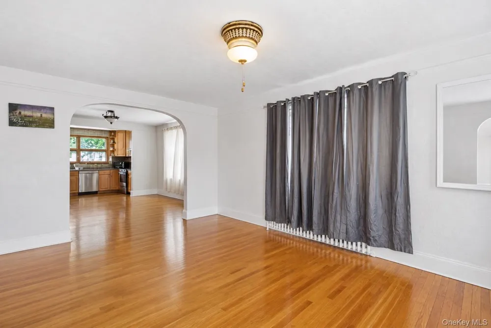 77 Driving Park Avenue Lynbrook, NY 11563