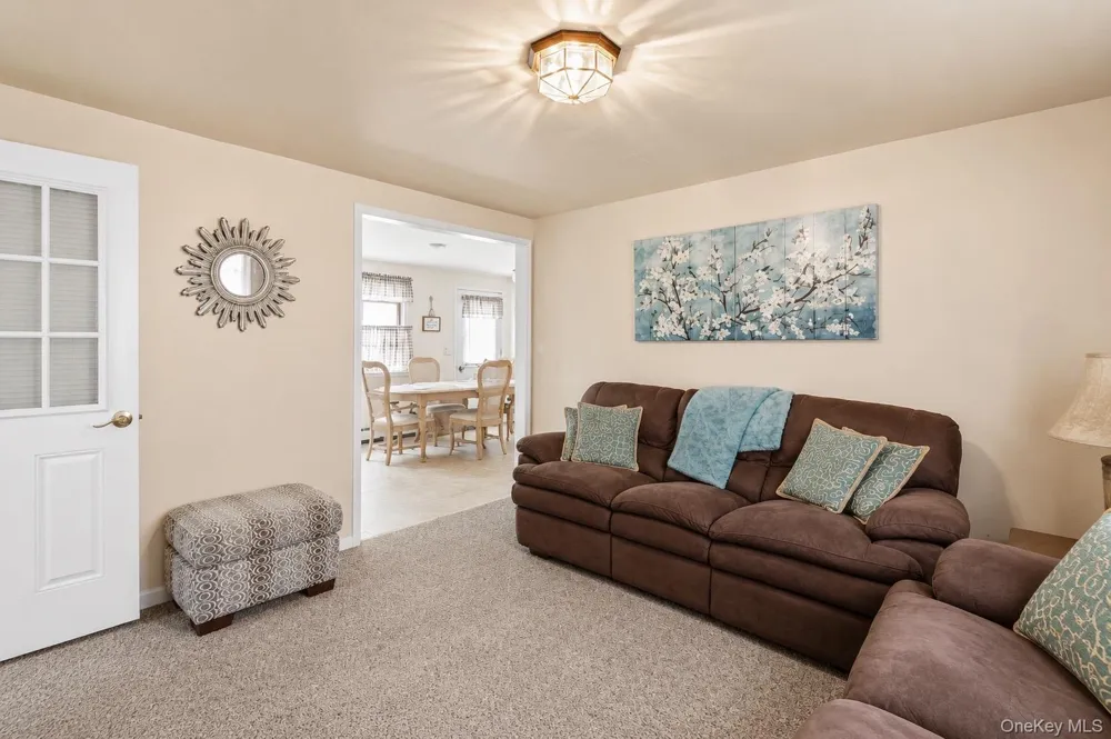 77 Driving Park Avenue Lynbrook, NY 11563