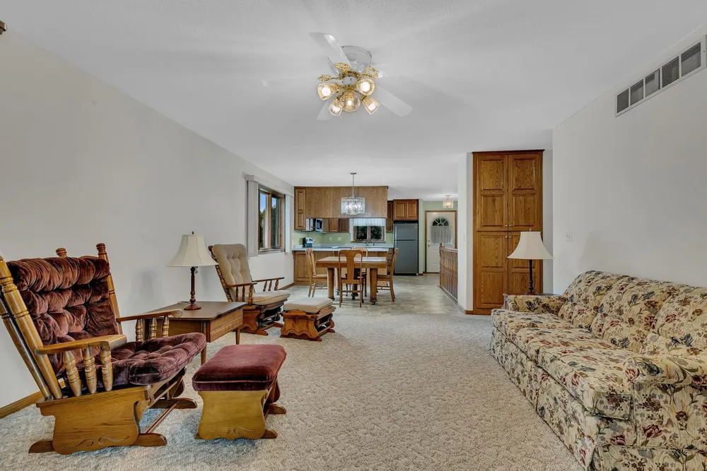 703 2nd Avenue NE Melrose, MN 56352