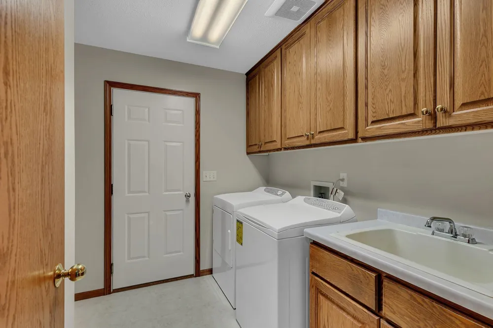703 2nd Avenue NE Melrose, MN 56352