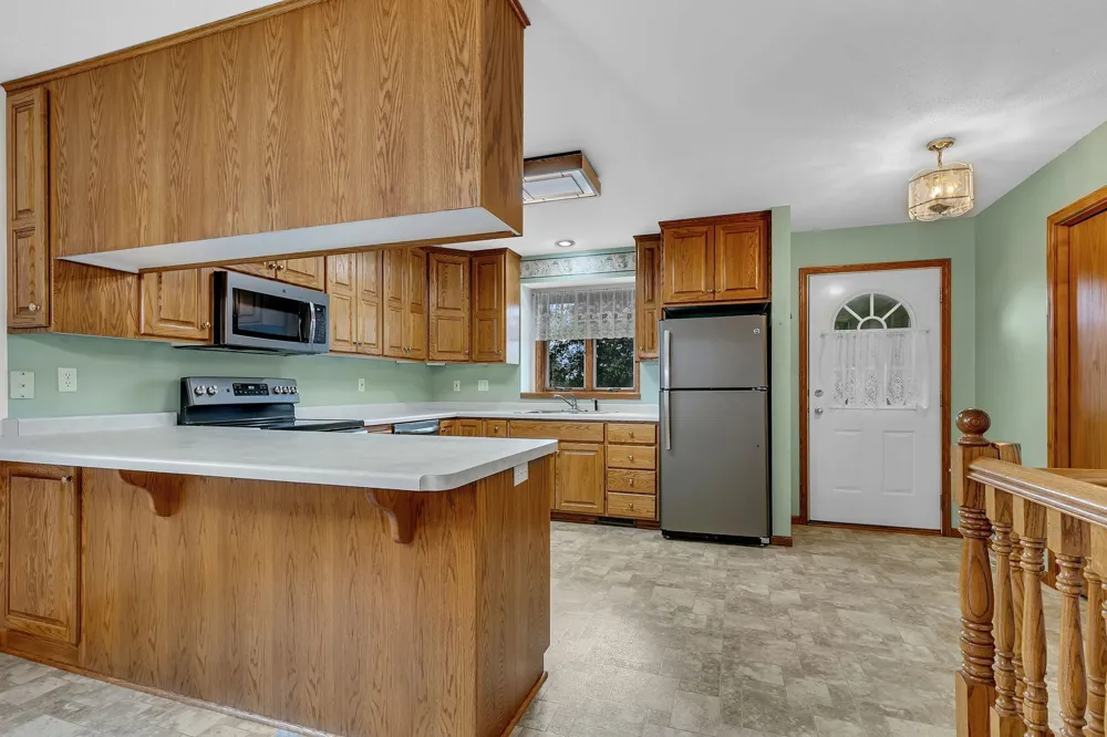 703 2nd Avenue NE Melrose, MN 56352