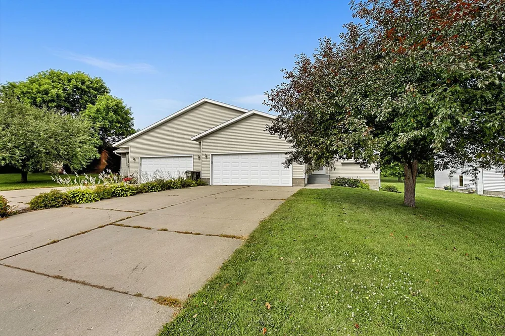 703 2nd Avenue NE Melrose, MN 56352