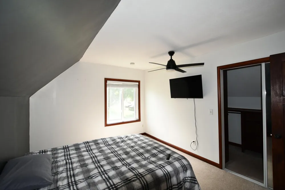 342 2nd Avenue Zumbrota, MN 55992