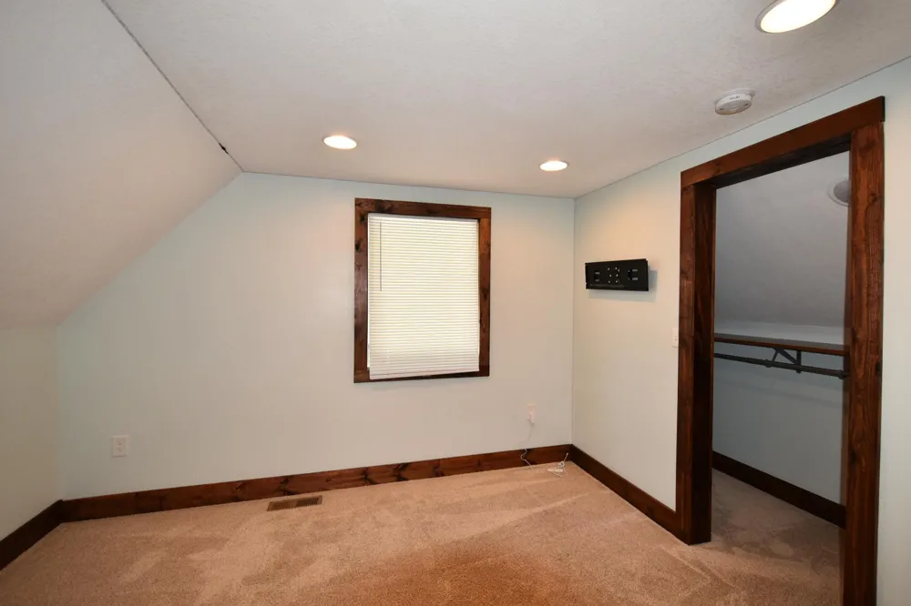 342 2nd Avenue Zumbrota, MN 55992