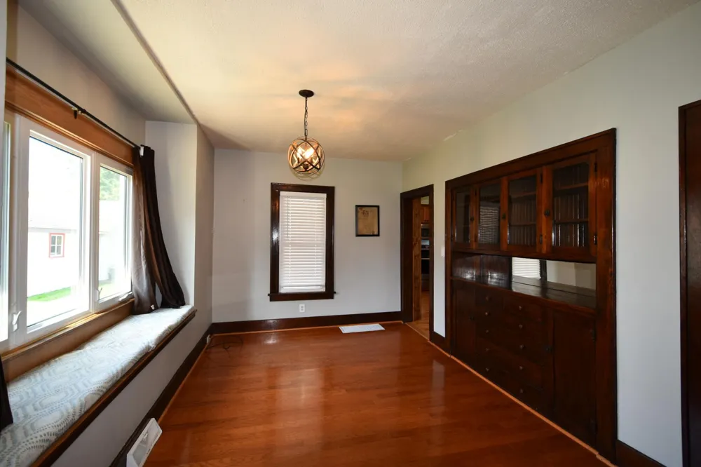 342 2nd Avenue Zumbrota, MN 55992