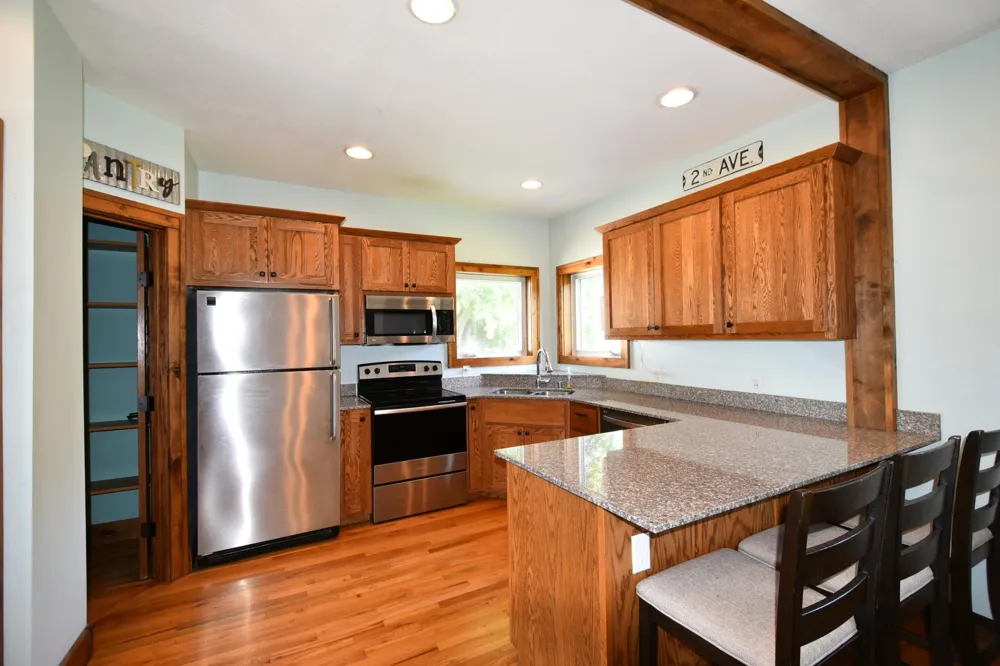 342 2nd Avenue Zumbrota, MN 55992