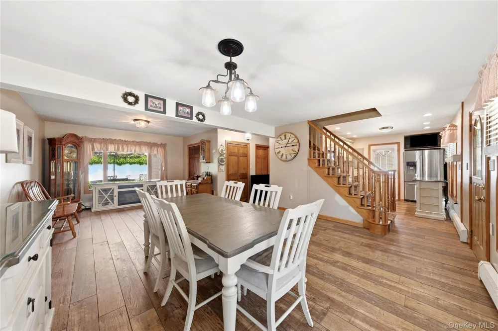 19 Tower Lane Levittown, NY 11756