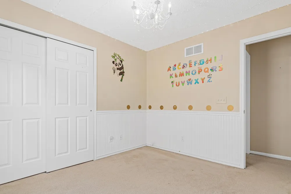 15587 Crab Apple Lane Eden Prairie, MN 55347