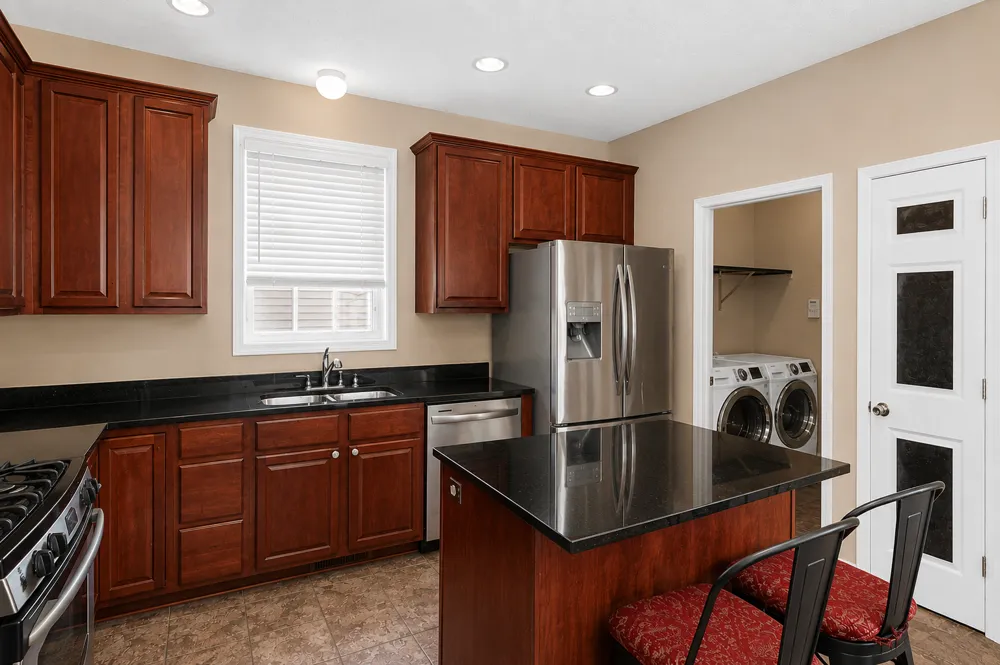 15587 Crab Apple Lane Eden Prairie, MN 55347