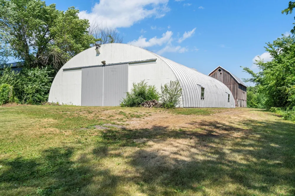 8315 Greenfield Road Loretto, MN 55357