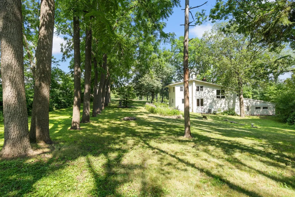 8315 Greenfield Road Loretto, MN 55357