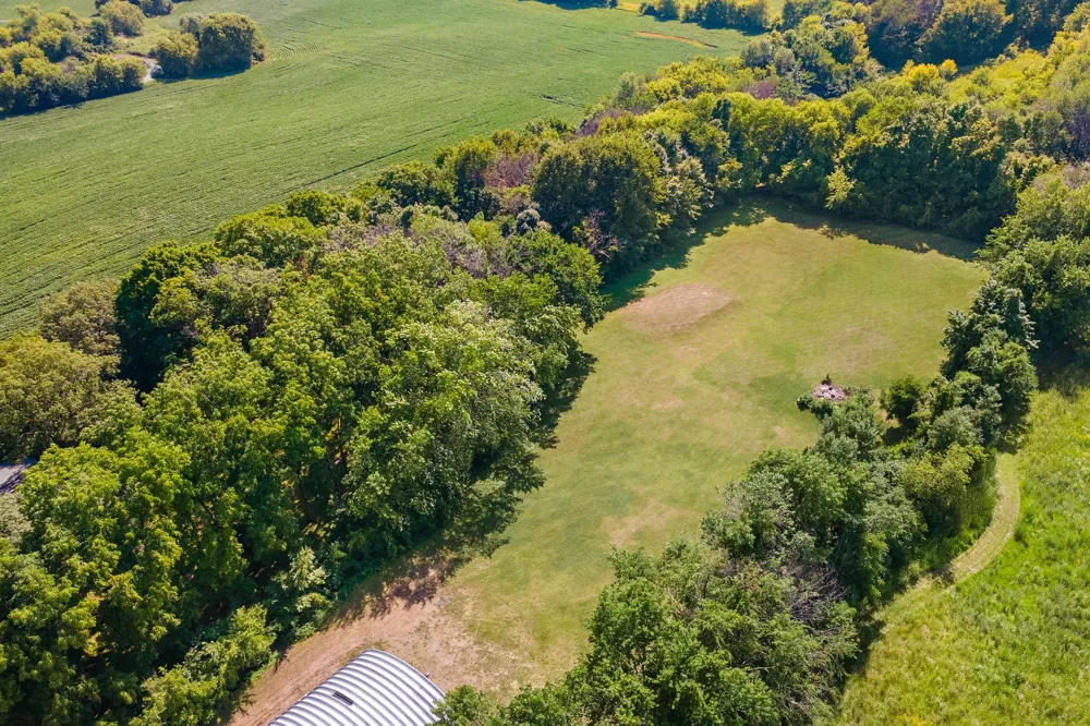 8315 Greenfield Road Loretto, MN 55357