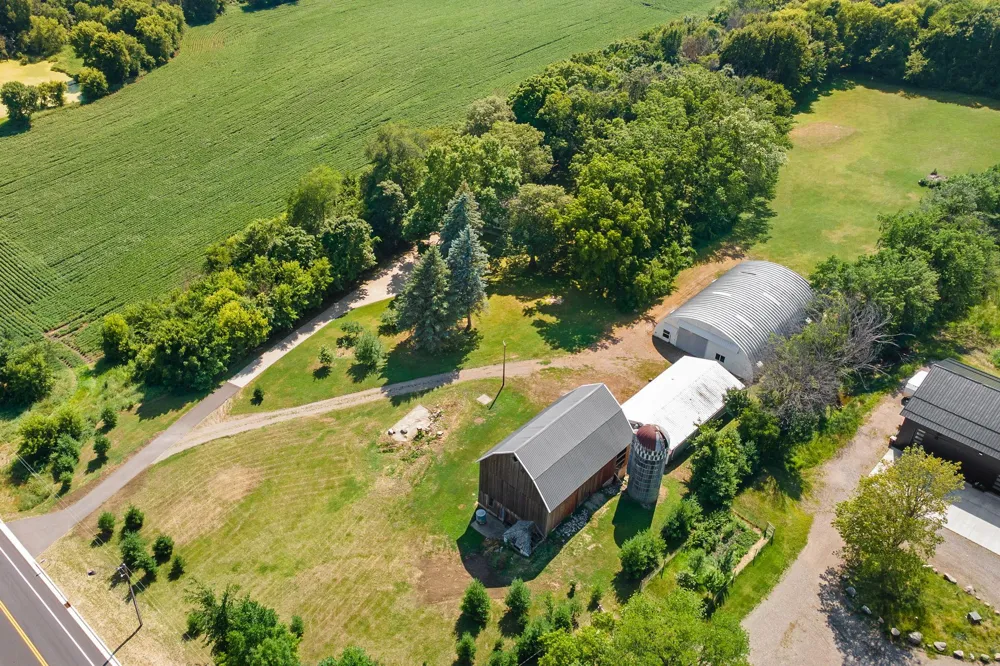 8315 Greenfield Road Loretto, MN 55357