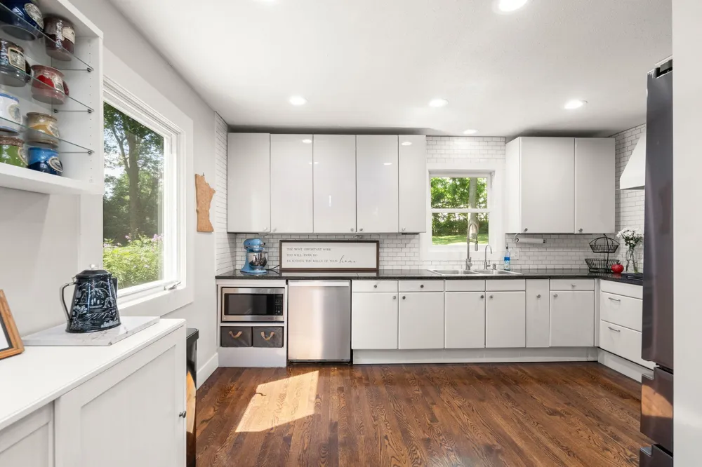 8315 Greenfield Road Loretto, MN 55357