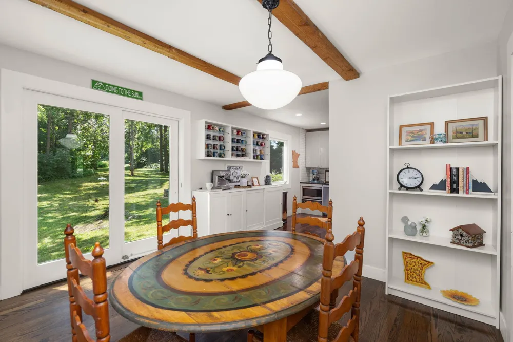 8315 Greenfield Road Loretto, MN 55357