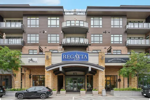 875 Lake Street #212
