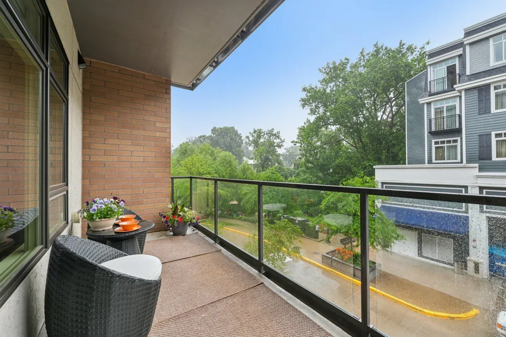 875 Lake Street #212 Wayzata, MN 55391