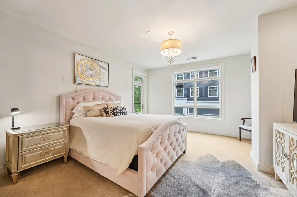 875 Lake Street #212 Wayzata, MN 55391