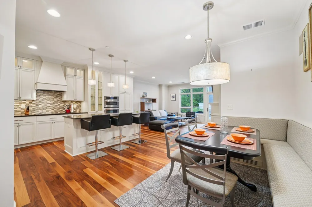 875 Lake Street #212 Wayzata, MN 55391