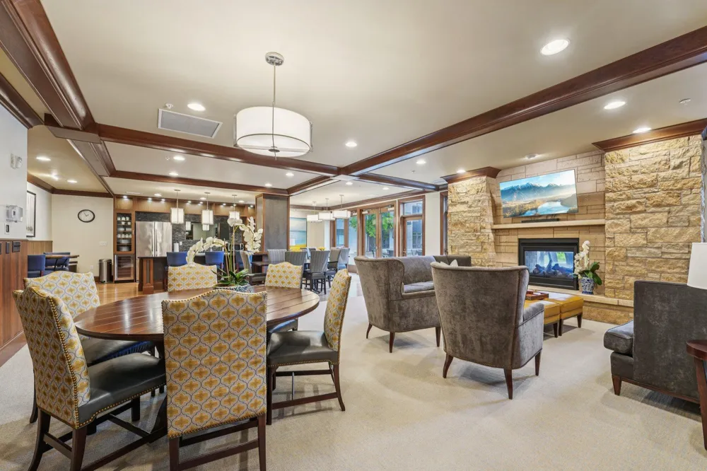 875 Lake Street #212 Wayzata, MN 55391
