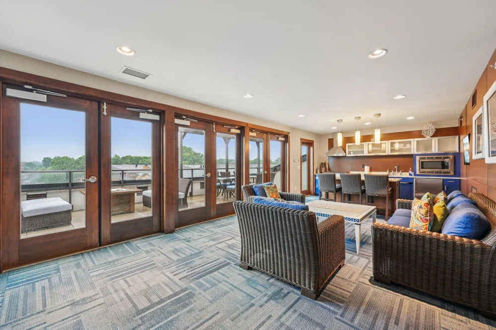 875 Lake Street #212 Wayzata, MN 55391