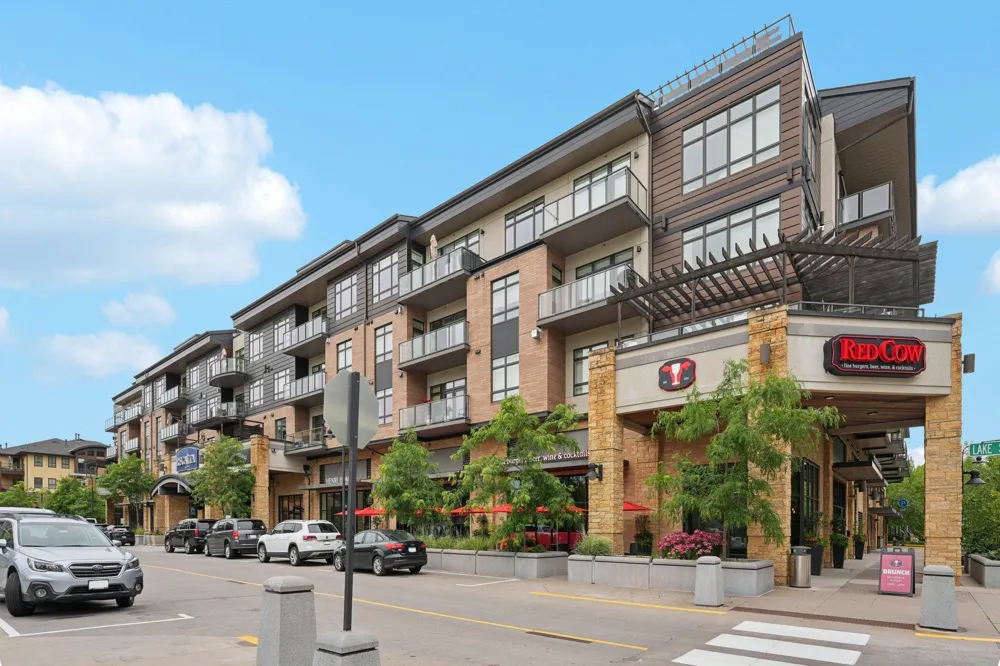 875 Lake Street #212 Wayzata, MN 55391