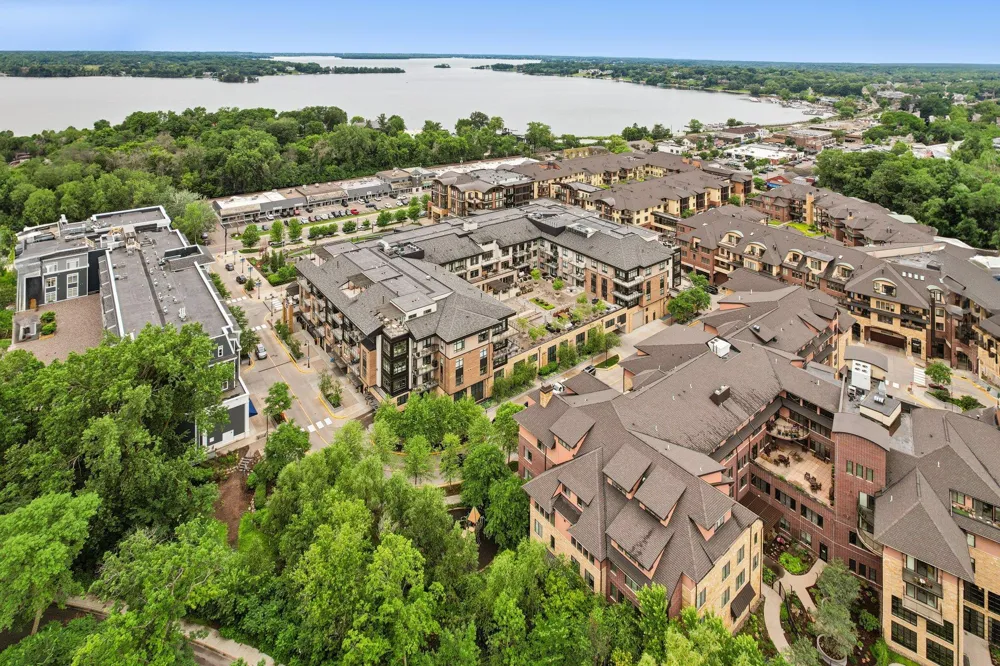 875 Lake Street #212 Wayzata, MN 55391